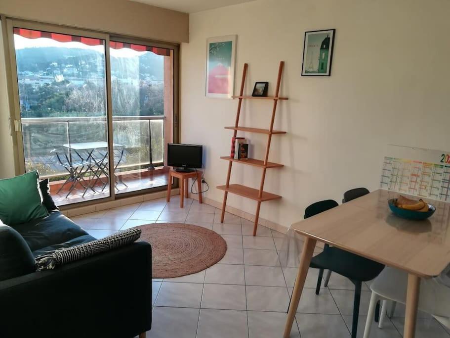 耶尔Les Jardins Du Luxembourg公寓 外观 照片